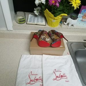 Christian louboutin miss tennis short red bottoms